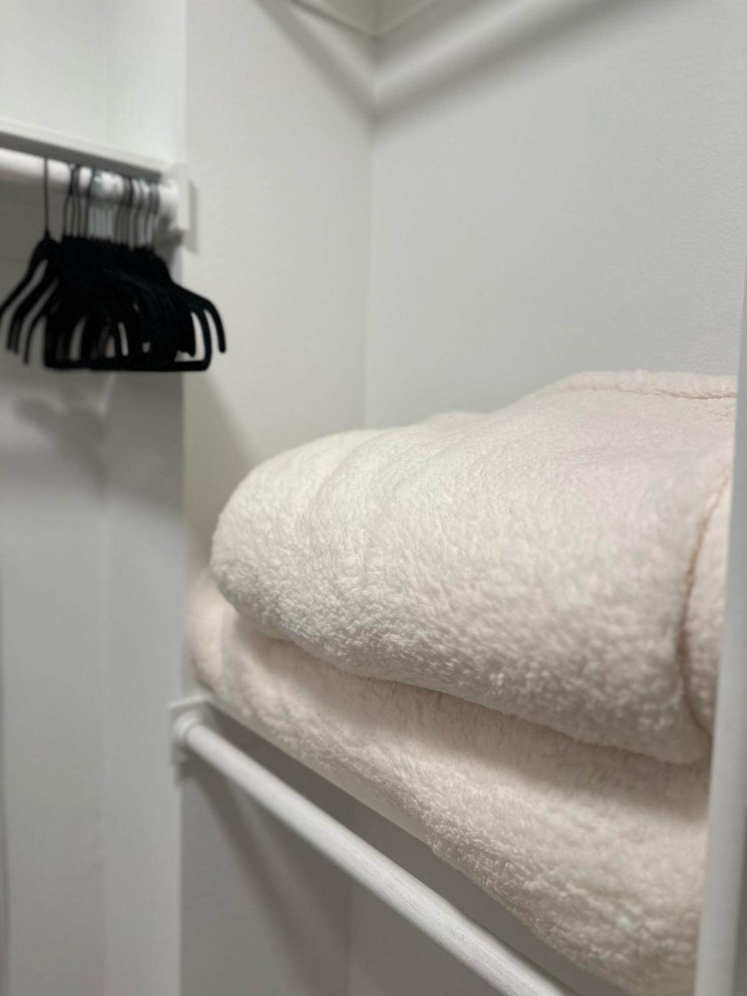 Cozy One Bedroom & Loft Sunset Free Off Site Parking And Wifi Лос-Анджелес Экстерьер фото